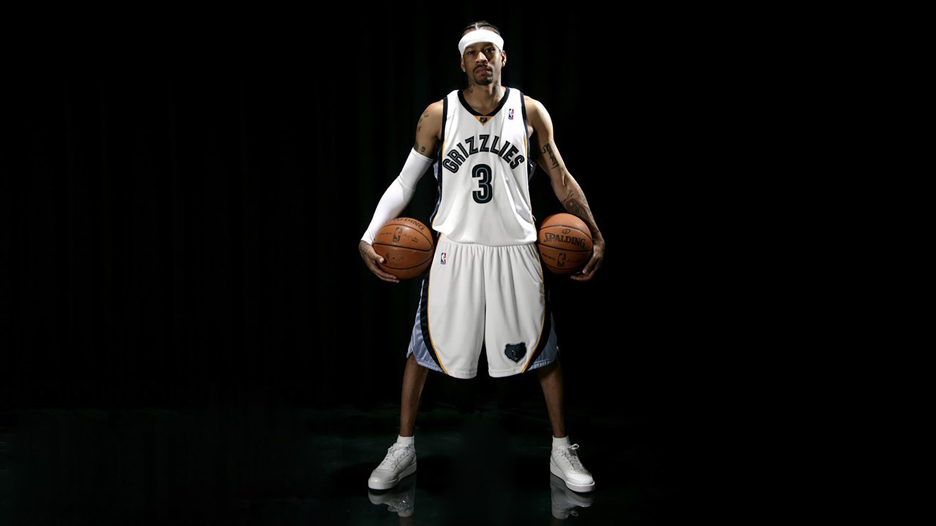 横扫背后,活塞的团队利刃与布克的持续杀伤力